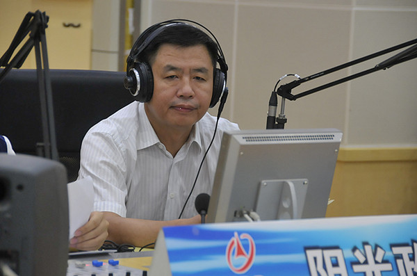 7月19日山东省经济和信息化委员会做客《阳光政务热线》