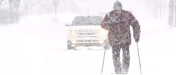 打破百年低温纪录 北美人民在暴风雪里快扛不住了！