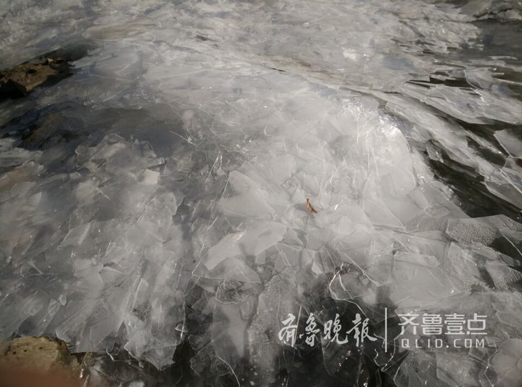 气温零下两位数，济南卧虎山水库被冰封