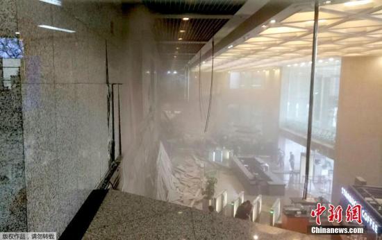 印尼证交所楼层坍塌致70余人伤 初步调查排除恐袭