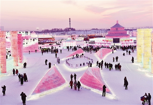 东北三省大力发展冰雪旅游产业 用暖元素盘活“冷”资源