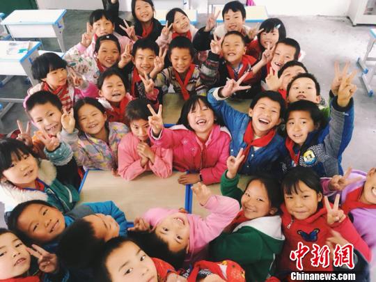 贵州：截至2017年底，乡村教师已超12万人
