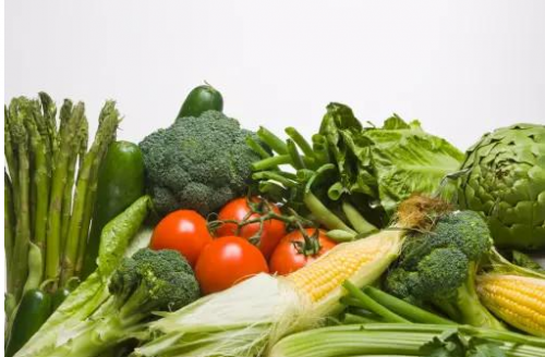 泰安食药部门发布春节饮食安全提示:绿叶菜3天内吃完