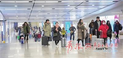 铁公机7天送客84万人次 青岛九成线路恢复运行