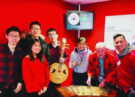 临沂女孩在BBC演奏扬琴 宣扬中国文化