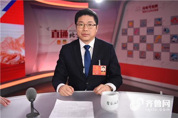 两会大家谈代表张海军:规范海外人才引进制度