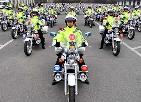 青岛交警配备警用摩托车 400辆新车齐上路
