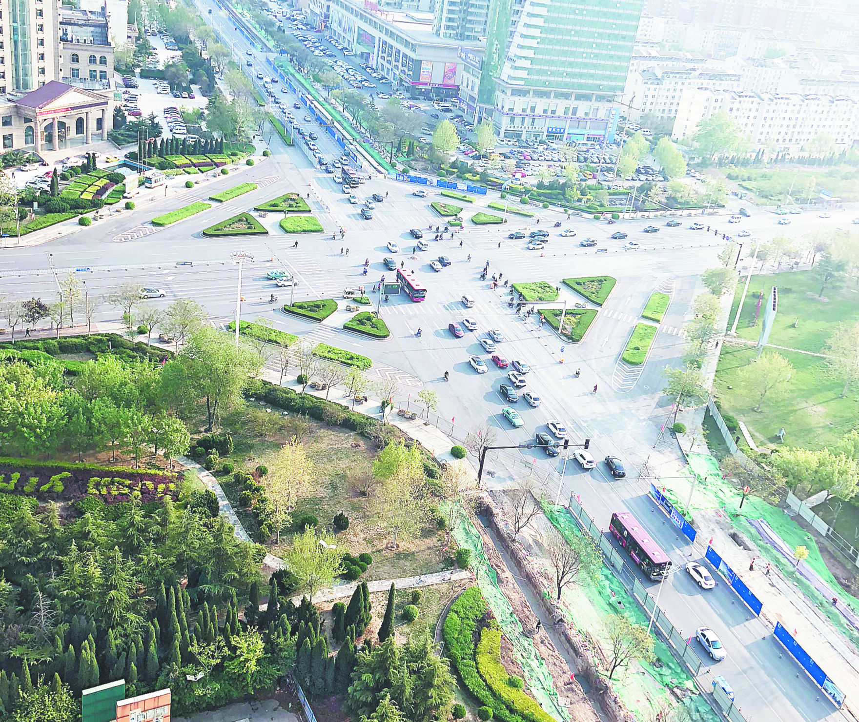 淄博柳泉路改造施工“满月”改变看得见