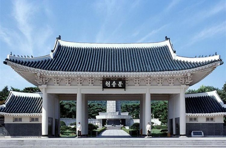韩国国立墓地入葬门槛高 4位在世前总统都很悬