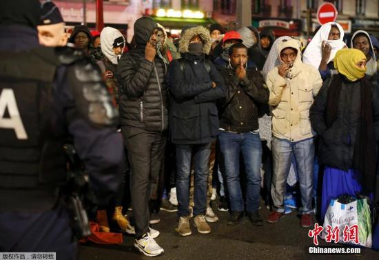 法国极右翼组织登法意界山 自行“闭关”反移民