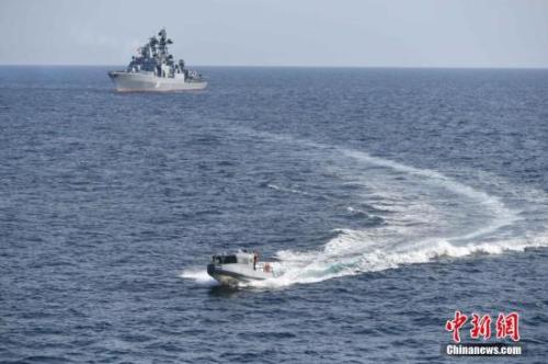 中国为何在南海阅兵?国产航母将海试?国防部