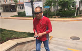 淄博市残联携手盲协开展助残关爱体验活动