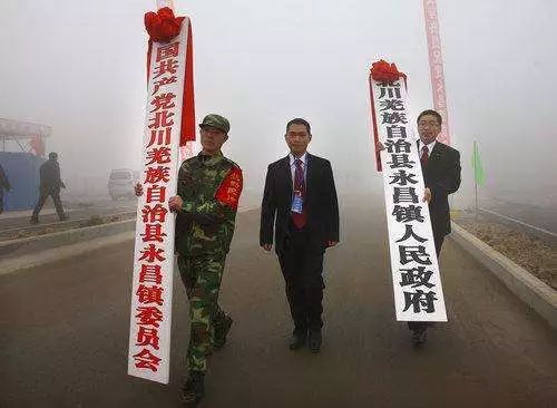 瞧你们“山东大汉”干的好事儿！瞧瞧！