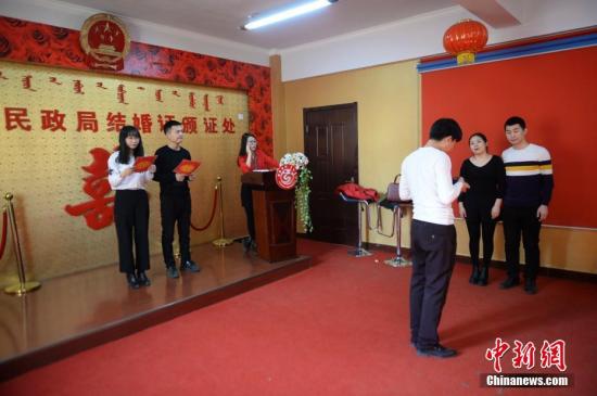 国内和中国驻外使领馆办理的婚姻登记信息实现共享