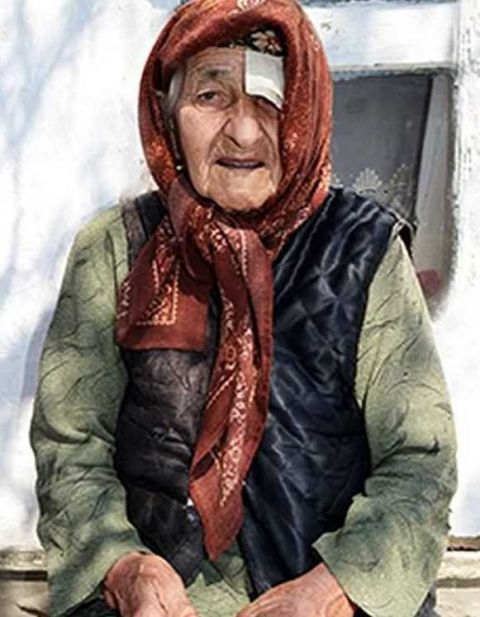 129岁的老太太自称长寿是“惩罚”：我一天都不快乐