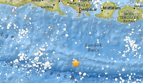 印尼巴厘岛附近海域发生4.7级地震 震源深度10公里