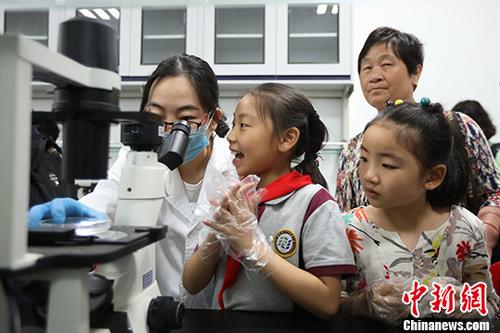 南京医科大学重点实验室对民众开放