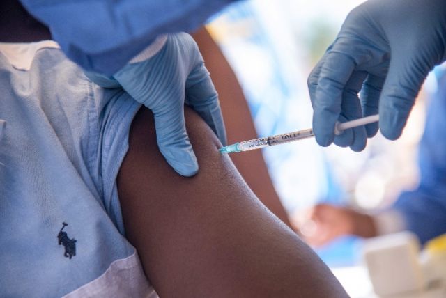 世卫组织首次用疫苗抗击埃博拉暴发