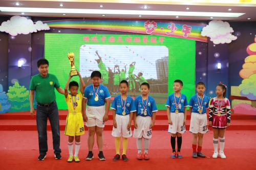 北京踢球的孩子少了？如何找回北京“足球土壤”