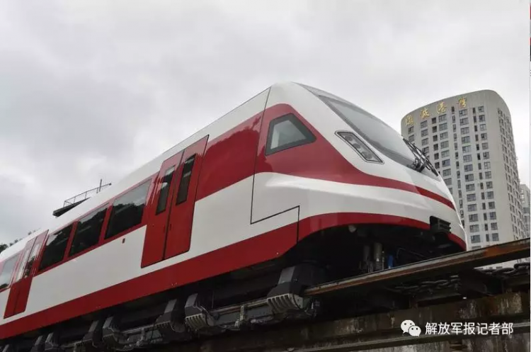 中国新型磁浮列车试验成功 时速可达160公里以上