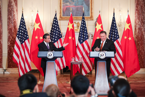 王毅回国途中经停华盛顿:敦促美方恪守一个中国原则