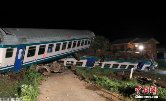 意大利北部列车脱轨事故致2死多伤 火车司机身亡
