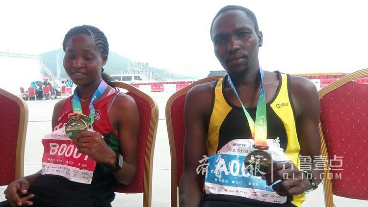 雪野湖马拉松赛,肯尼亚21岁小伙夺第一