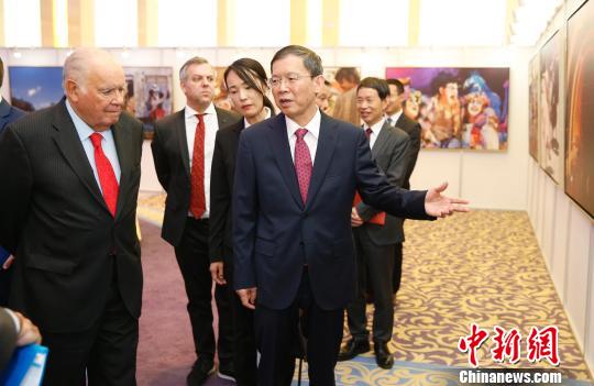 中国—乌拉圭建交30周年招待会在北京举行