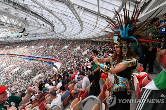 韩媒调侃墨西哥球迷：噪音大 如同喷气式飞机
