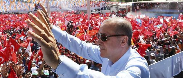 刚赢得大选，土耳其总统埃尔多安就宣布继续开展对叙军事行动