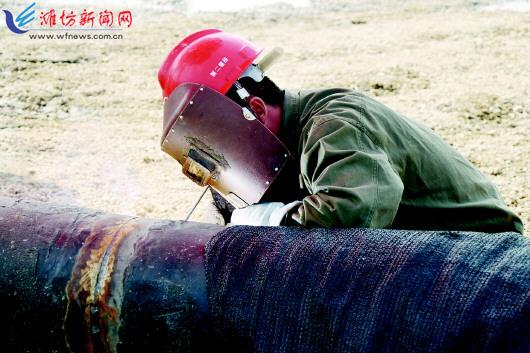 潍坊首次开展高压管道泄漏事故应急演练 灭火排险只用45分钟