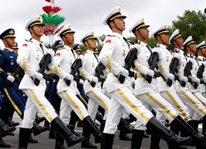 白俄罗斯阅兵庆祝独立日 中国解放军仪仗队受邀参加