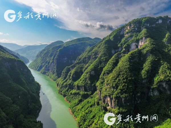 大力推进国家生态文明试验区建设 打造美丽中国的“贵州样板”