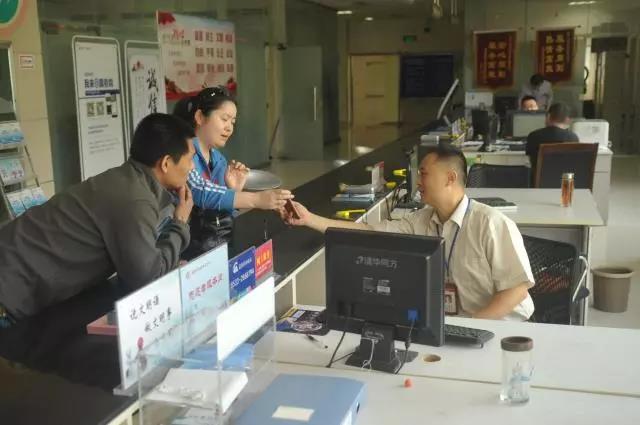淄博市首次现场制发香港居民社保卡 实现人社服务“只跑一趟”