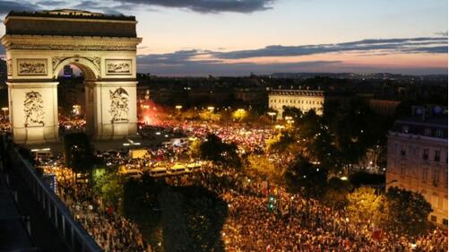国庆遇上世界杯决赛:法国部署10万宪警保平安