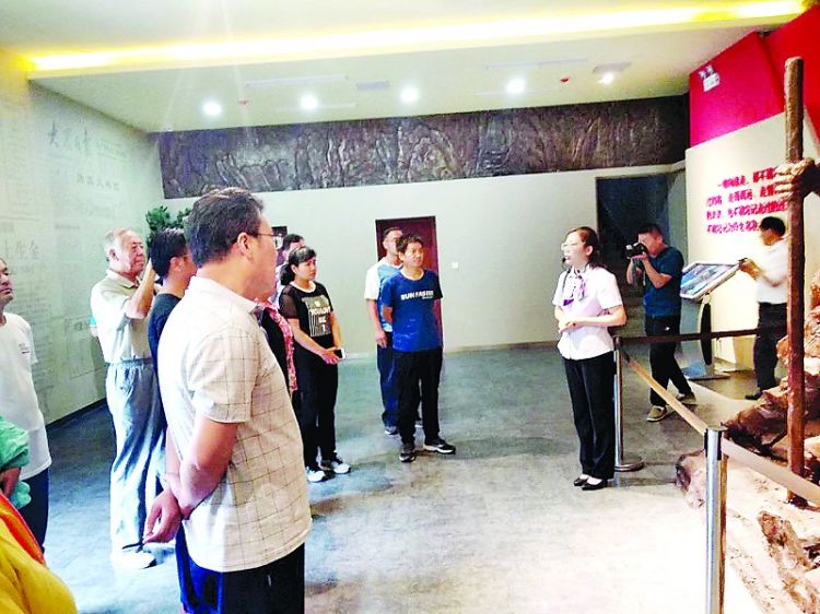 莱城区卫计局党员接受革命传统教育