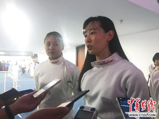 击剑世锦赛 中国女重团体摘铜