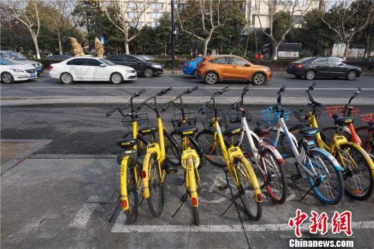 今年底前杭州共享单车总量预计减至50万辆以下