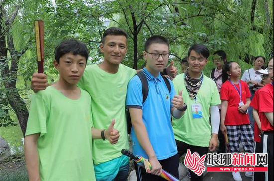 鲁青藏汉一家亲 青海海北120名青少年临沂结对子