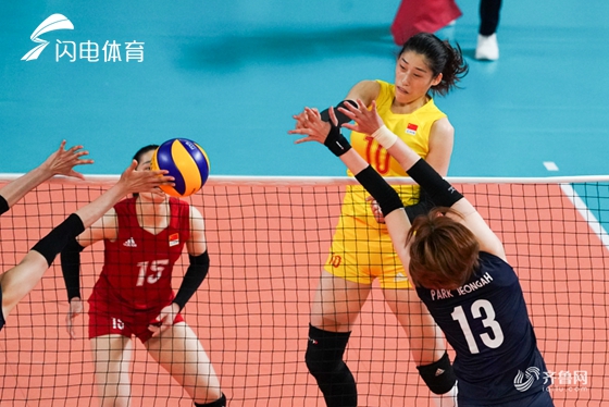 又一场大胜！中国女排3-0横扫韩国 小组三战一局未失