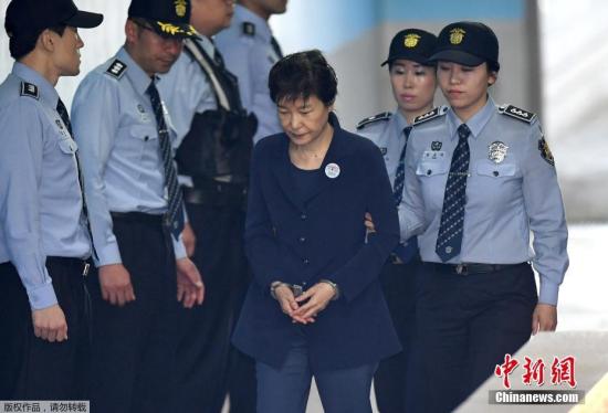 25年！朴槿惠“干政案”二审宣判 比一审多1年
