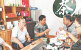 免费提供茶水 热心市民建起淄博市首间社区公益茶社