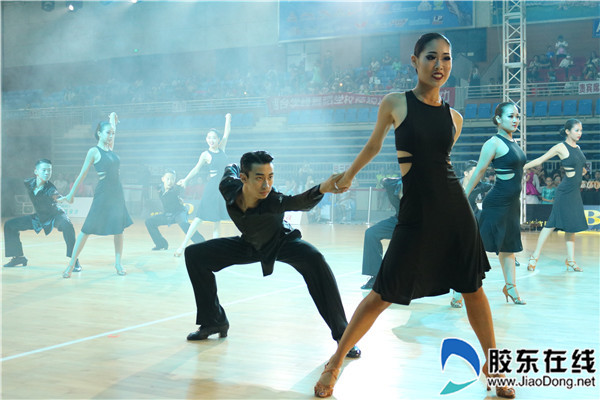 2018中国·烟台国际标准舞全国公开赛在蓬莱开幕