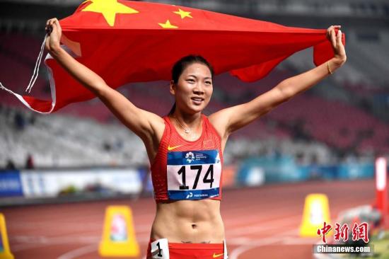 王春雨夺女子800米冠军 中国田径一日收获4金