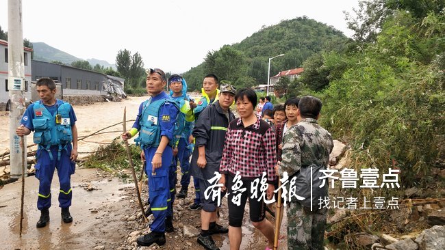 王坟镇转移1.4万人:密集宣传防汛,给特殊人员建台账