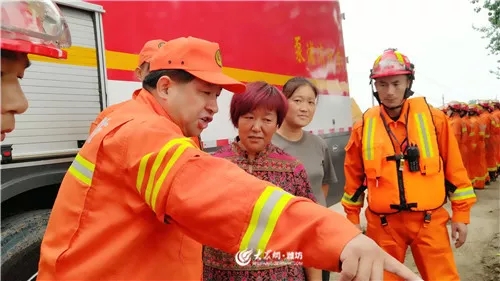 驻寿光纪台消防官兵：不拿村民一针一线，水泵24小时运转！