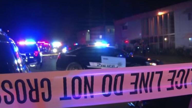 美国加州圣伯纳迪诺突发枪击案 致8人死亡