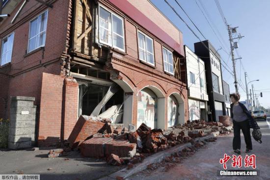 北海道6.7级强震致房屋倒塌 未来几天或有强烈余震