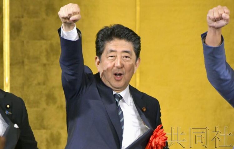 日本自民党总裁选举将发公告 安倍与石破将展开激烈论战