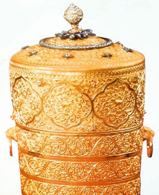 印度海德拉巴“末代国王”便当盒被偷 黄金打造镶满钻石